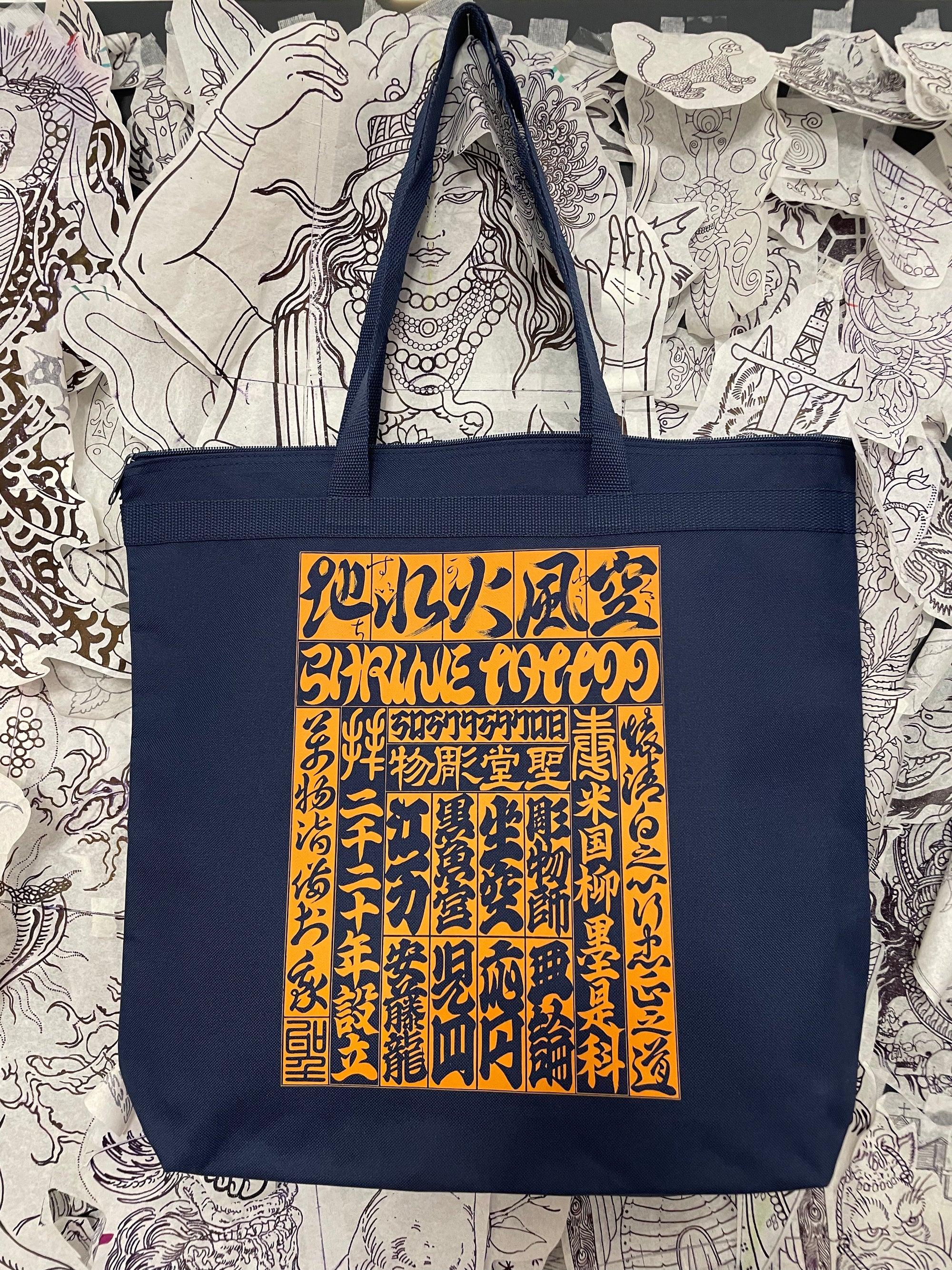 SHRINE &#39;ELEMENTS&#39; TOTE